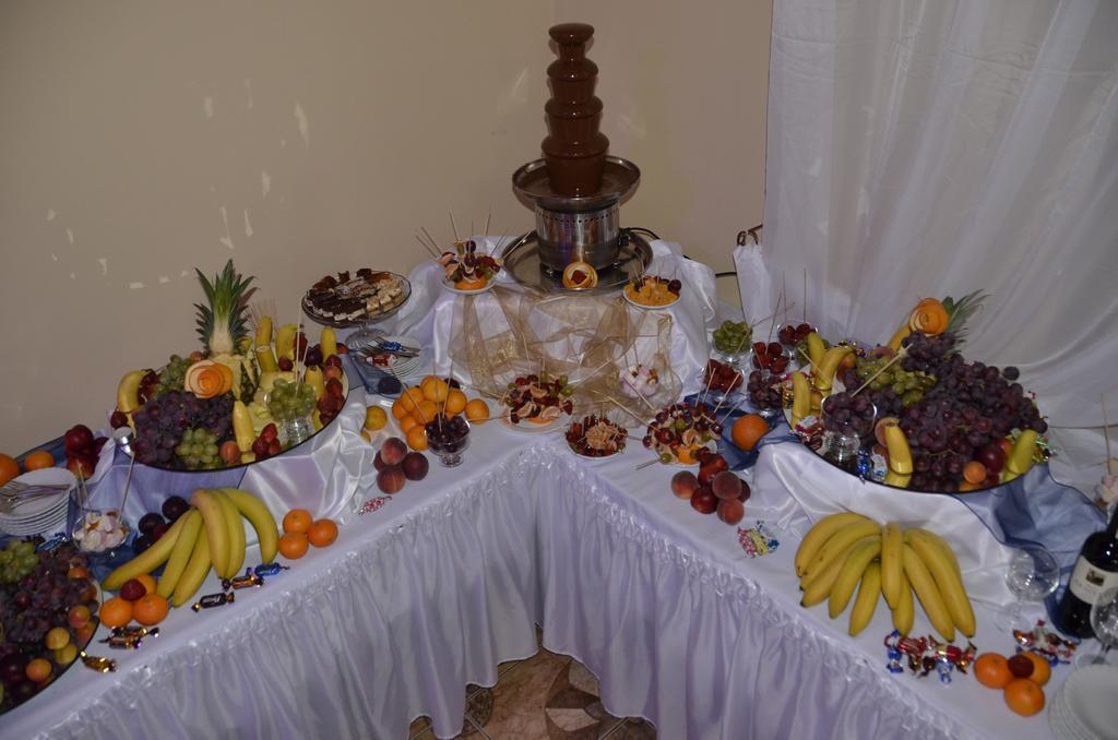فندق Restauracja Pod Kogutem Poniatowa المظهر الخارجي الصورة
